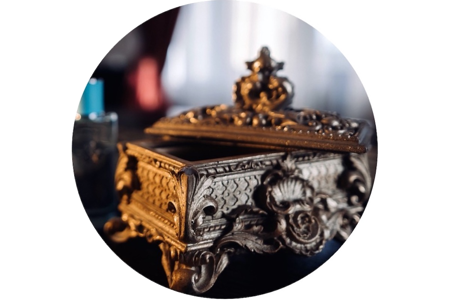 Antiques & Collectibles